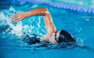 Propiedades y beneficios de la natación
